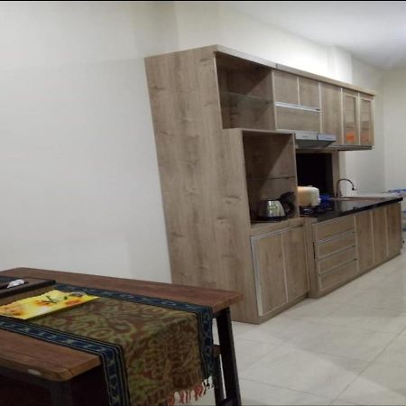 Отель Karana House Syariah Melati Экстерьер фото