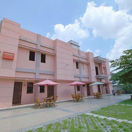 Отель Karana House Syariah Melati Экстерьер фото